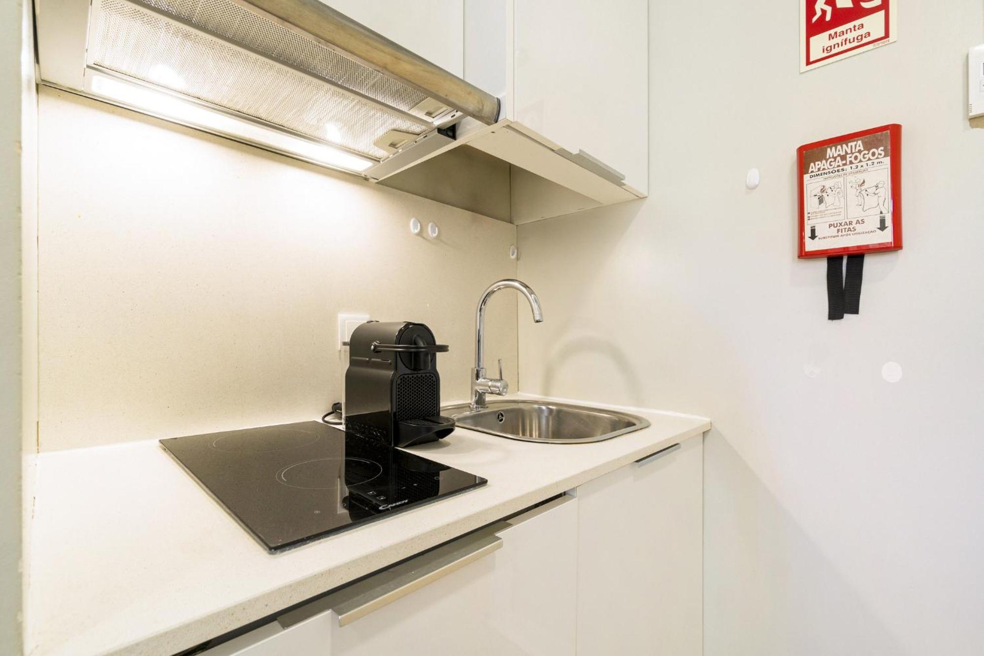 Metropolitan Living - Janelas Verdes Apartment Lisbon