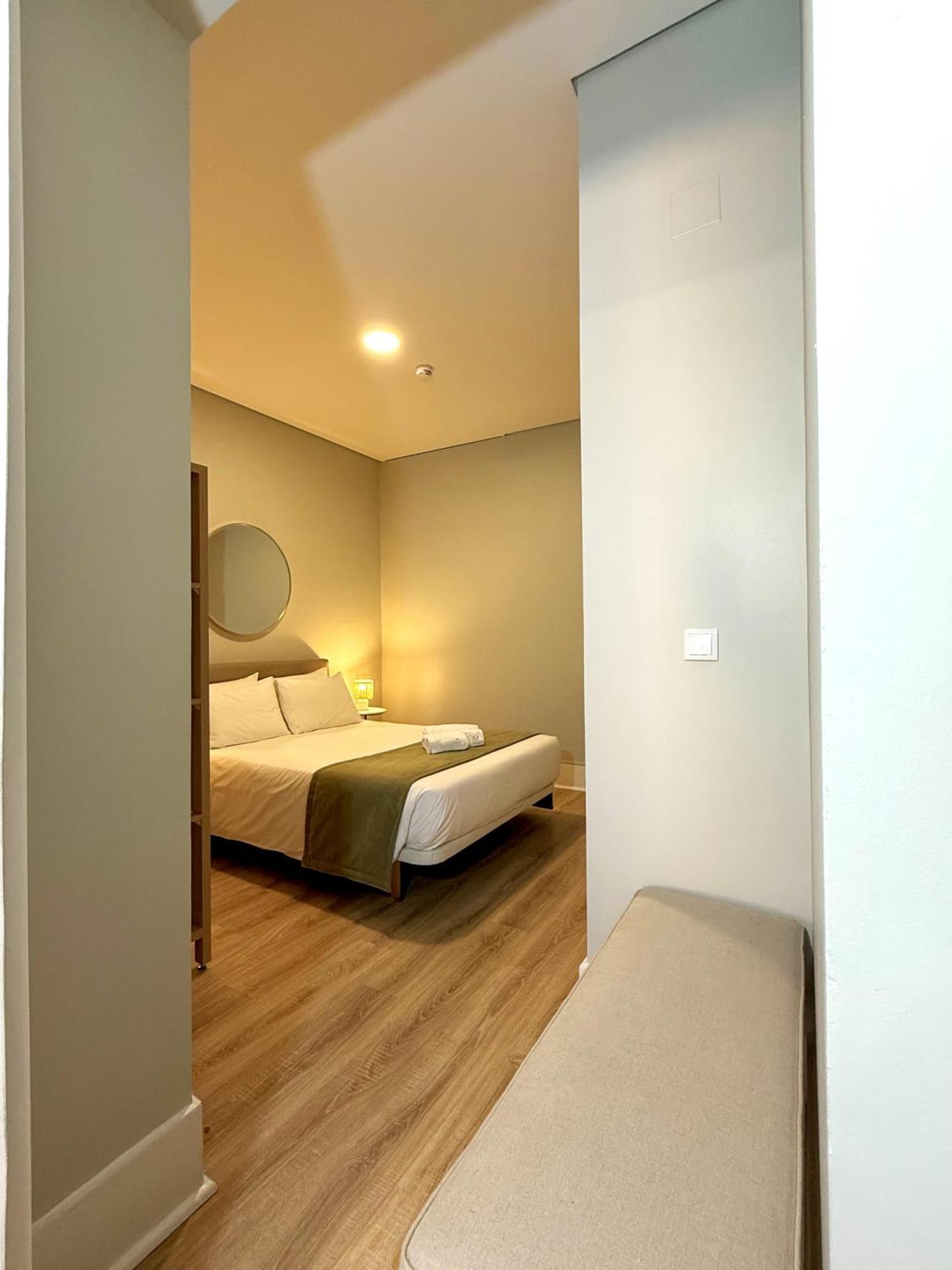 Apartment Metropolitan Living - Janelas Verdes *