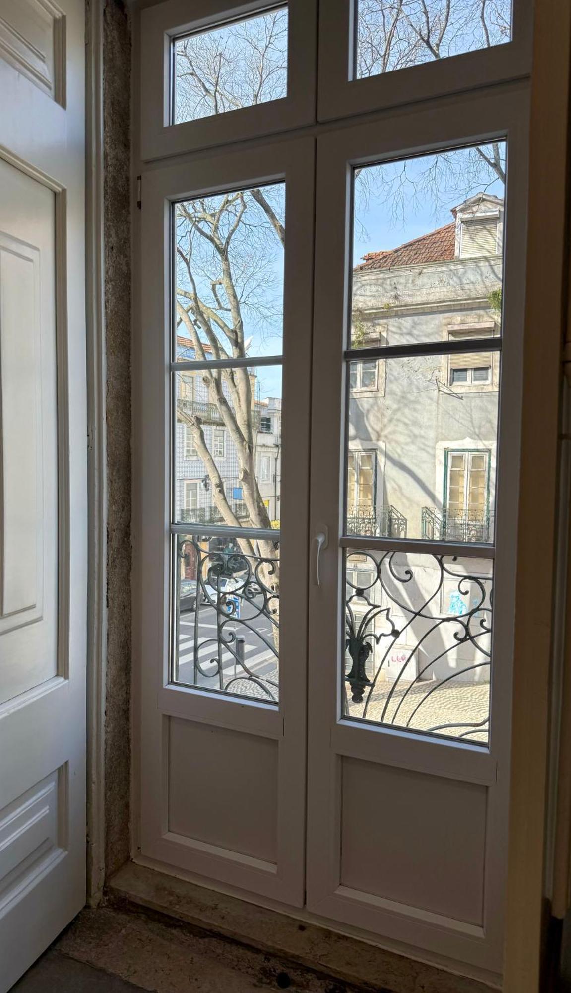 Apartment Metropolitan Living - Janelas Verdes Lisbon