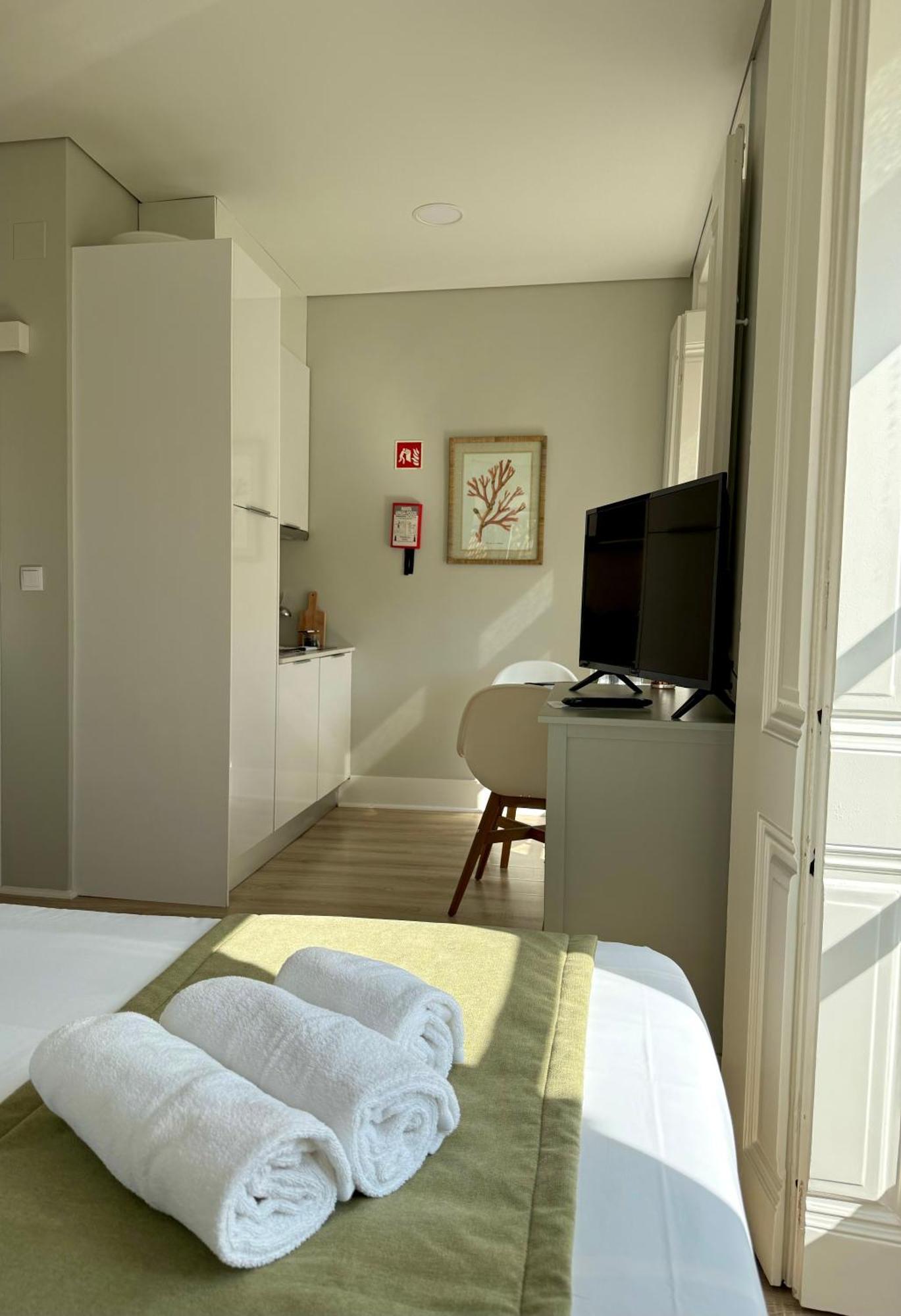Apartment Metropolitan Living - Janelas Verdes Lisbon
